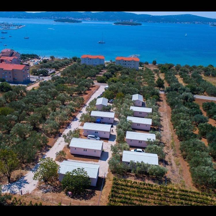 Luxury Mobile Homes Liza Biograd Na Moru Εξωτερικό φωτογραφία