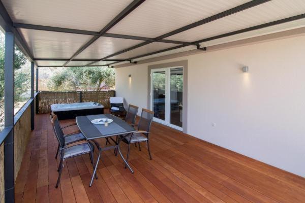 Luxury Mobile Homes Liza Biograd Na Moru Εξωτερικό φωτογραφία